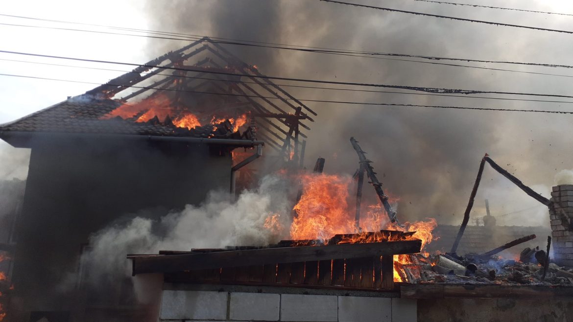incendiu-gilau-1
