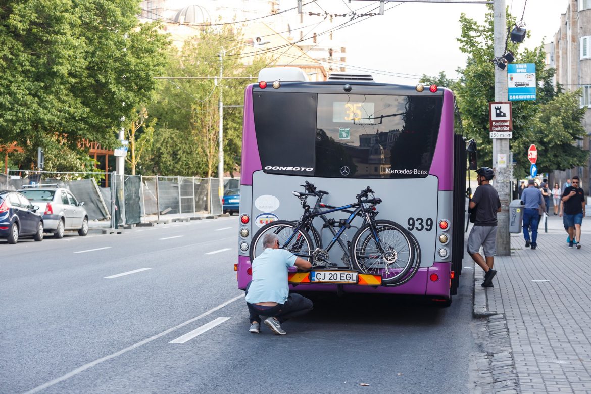 autobuz-biciclete