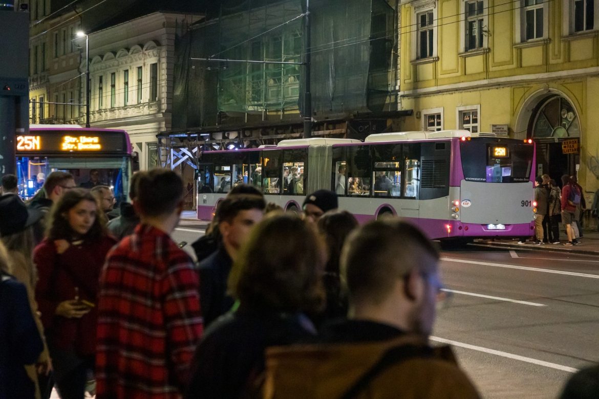 autobuze-noapte