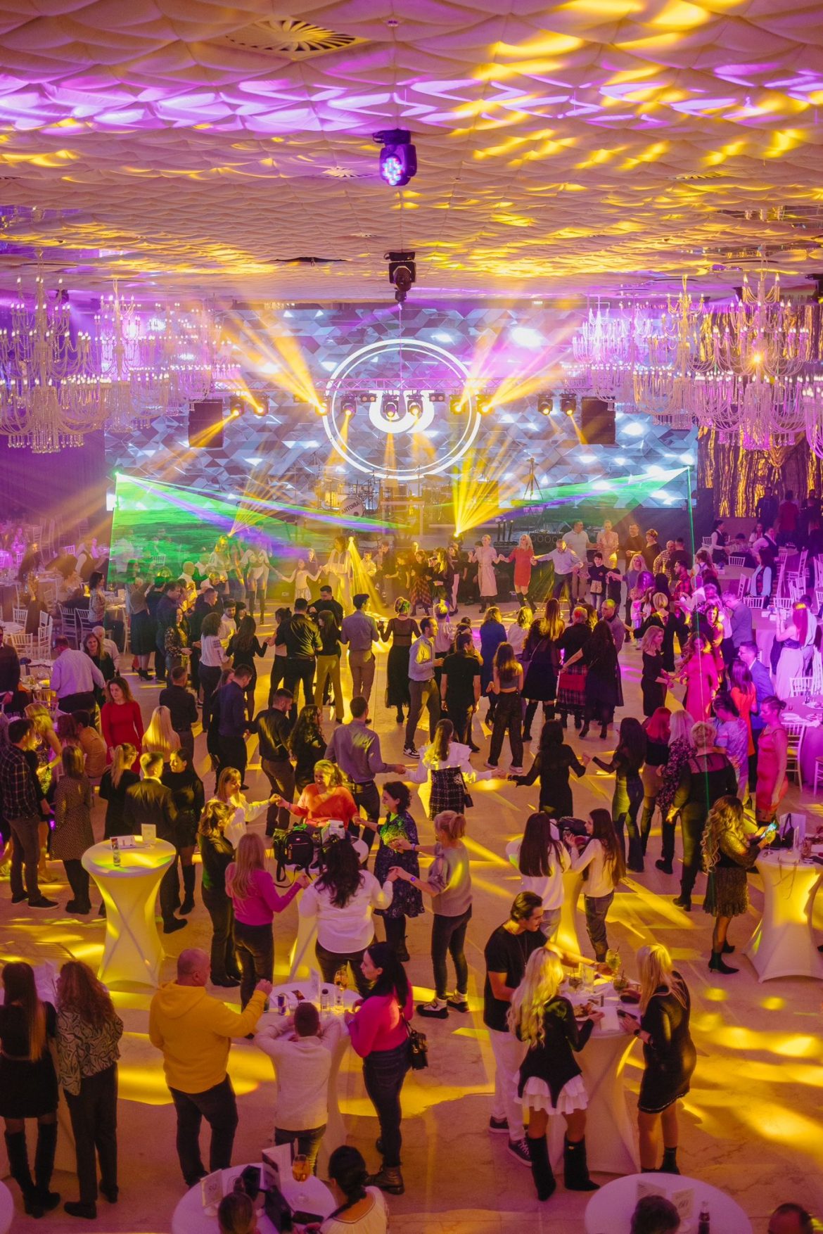 97f715b7-f52a-47fd-97f0-b220051baf9c