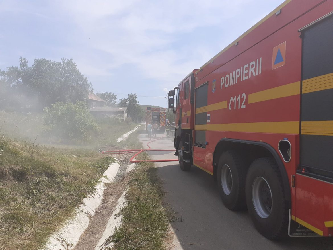 isu incendiu fum