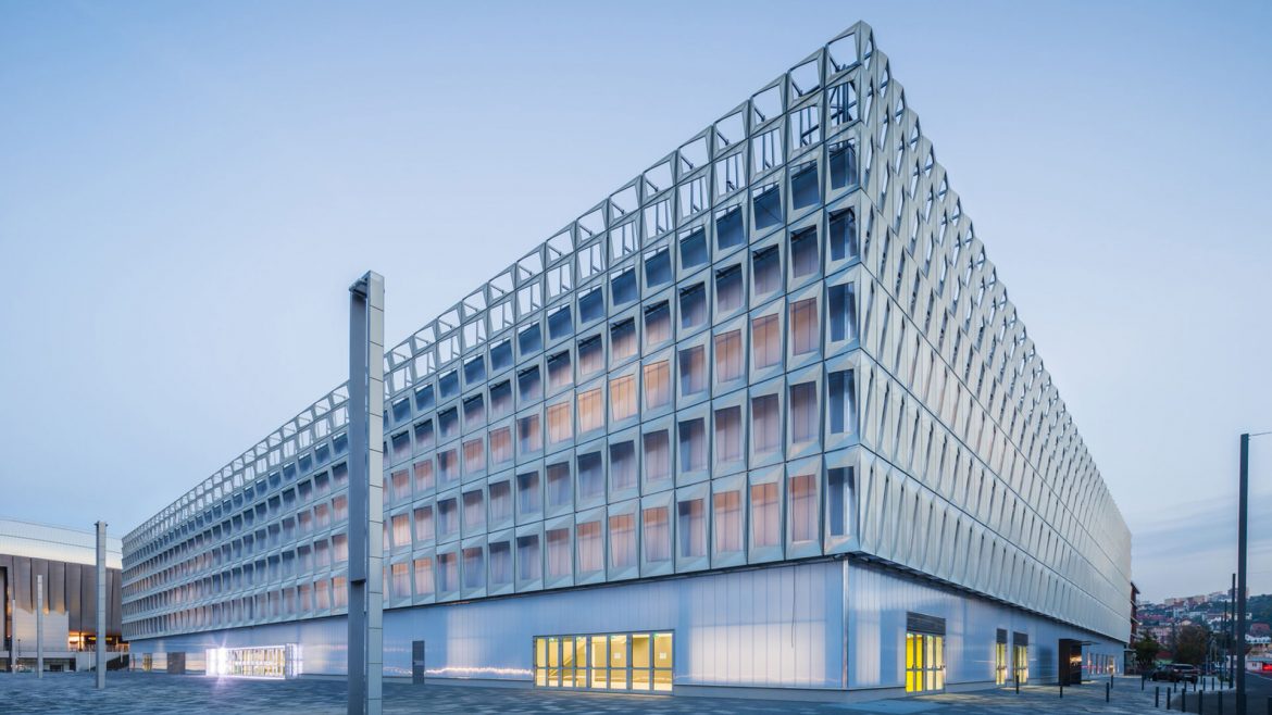 1CP-BTarena-dividende-premiera-nationala